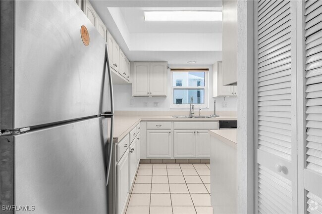 Building Photo - 4531 Bay Beach Ln Unit 231 Rental