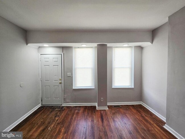 Photo - 1910 Sigel St