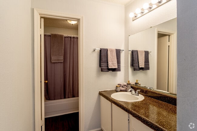 2BR,2BA