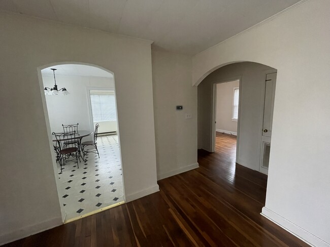 Photo - 2727 Stratford Dr