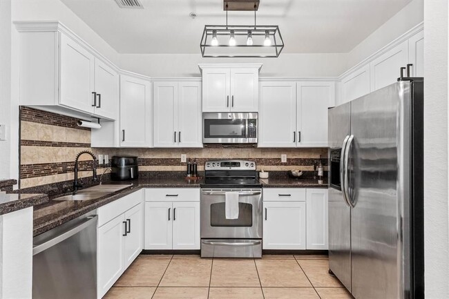 Photo - 151 SW 7th Ct