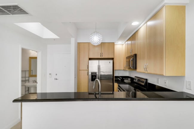 Photo - 801 S Olive Ave