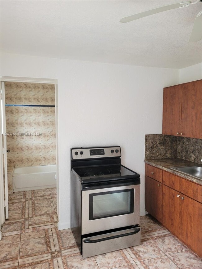 Photo - 14815 NE 8th Ct Unit 1