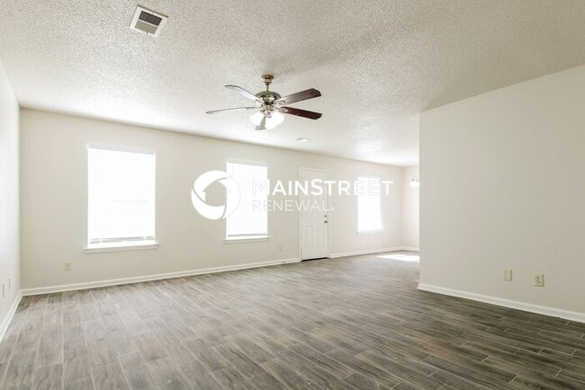 4 Bedroom Pet-Friendly Home in MEMPHIS, TN with Main Street Renewal