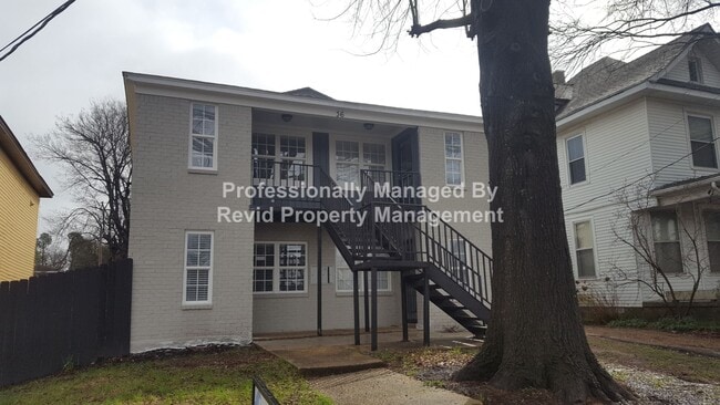 Building Photo - 36 N Auburndale St Unit 3