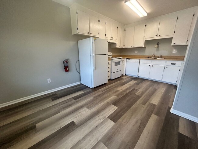 Photo - 925 Glenn St Unidad 925-6 Glen