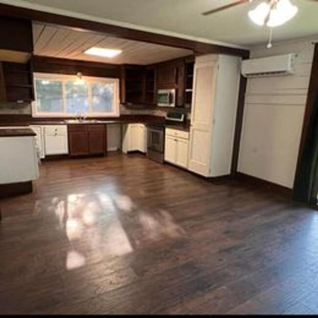 Photo - Hughes Springs 2 Bedroom Home