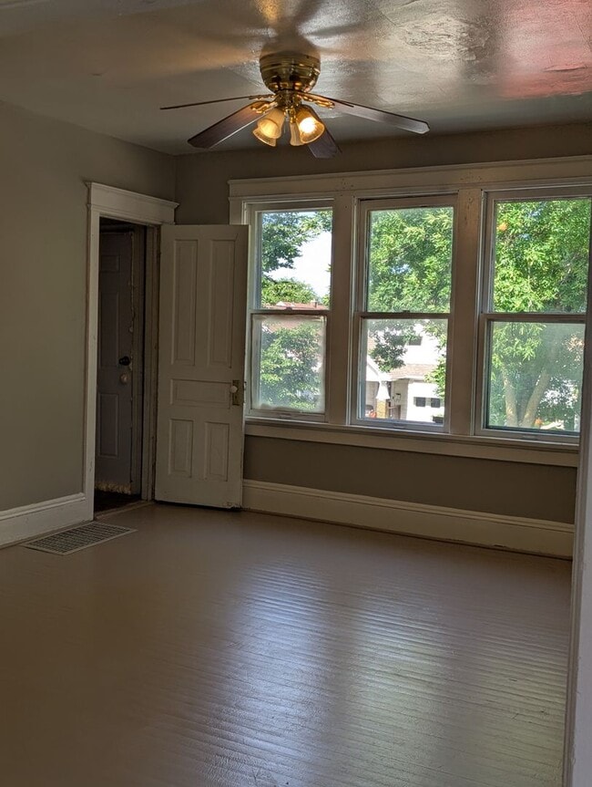 4047 N 19th St. Unit 4049