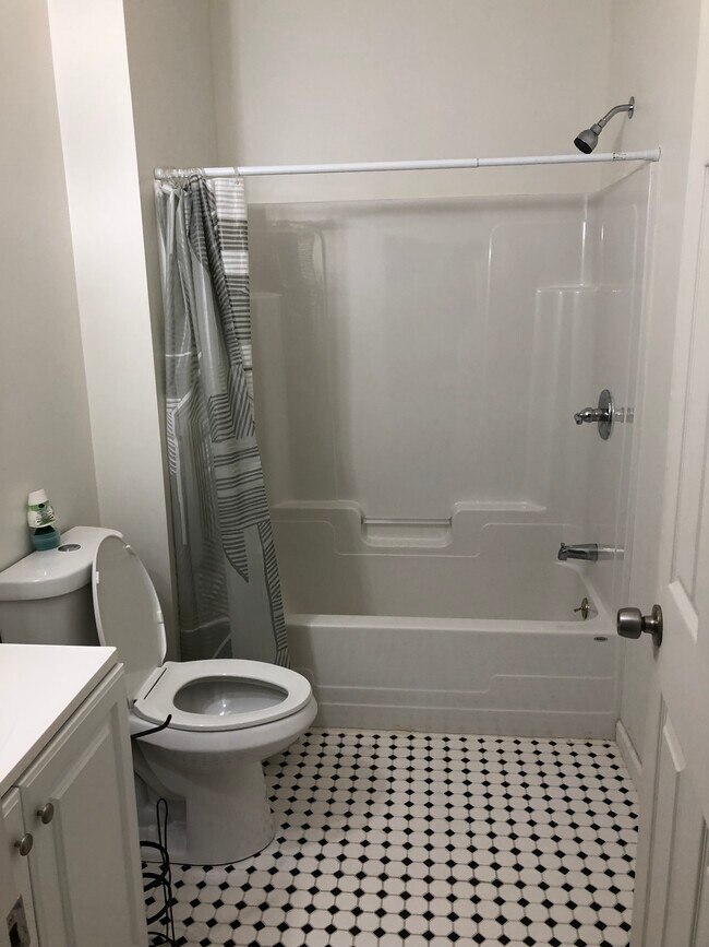 Photo - 131 Orchard Ave Unit House for RENT