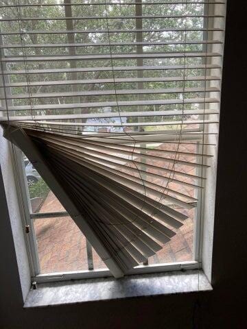 Photo - 1098 Winding Rose Way