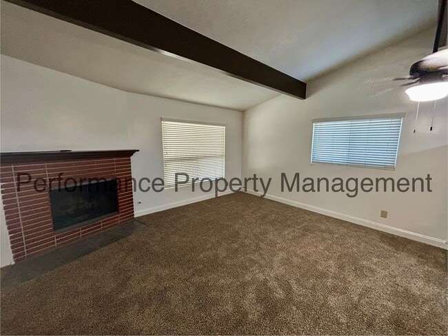 Photo - Charming 2 Bed/2 Bath NE Bakersfield Home ...