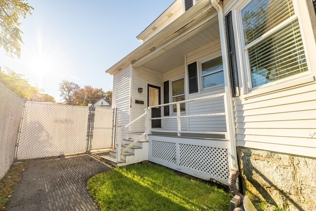 Photo - 151r Methuen St