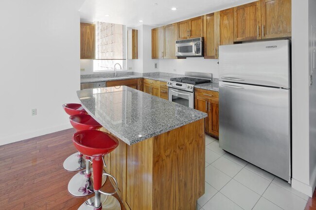 Photo - 20 Newport Pkwy Unidad 2601