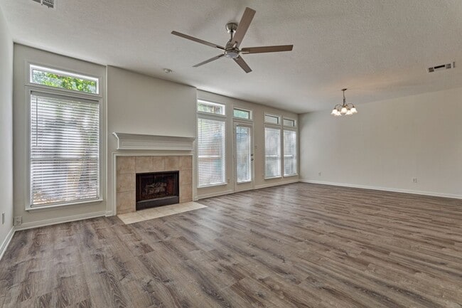 66 Valley Oaks Cir