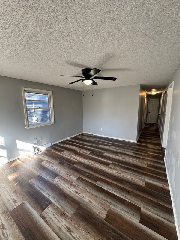 Photo - 2112 N Marion Ave