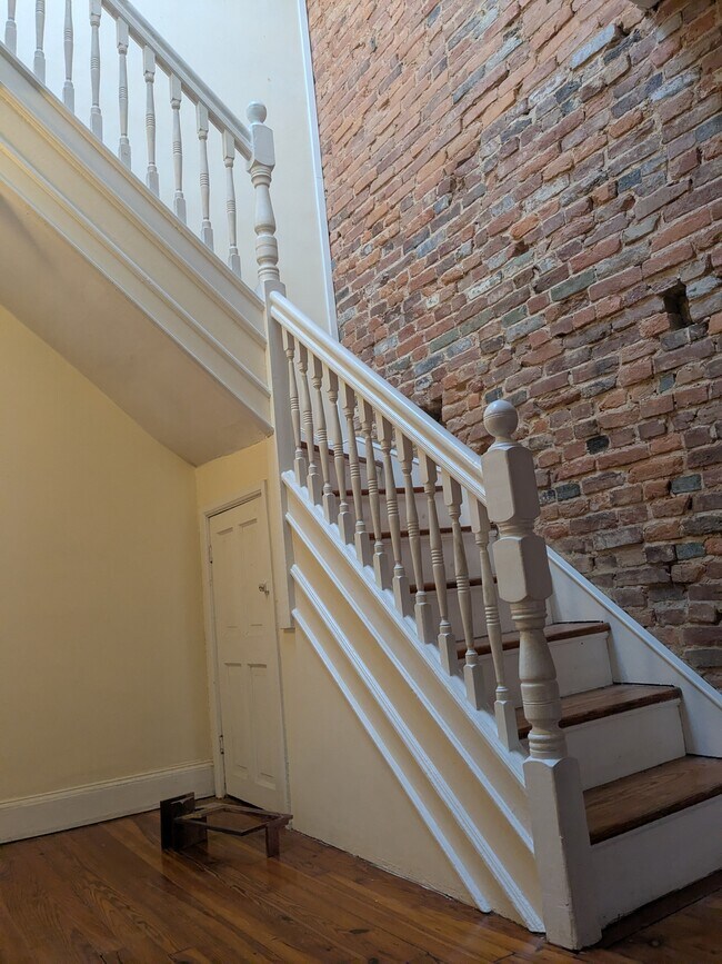 Photo - 2747 Maryland Ave