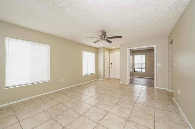 Photo - 1650 Ariana St