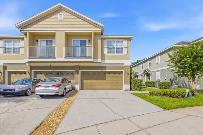 Photo - 3 Bed / 2.5 Bath Townhome – 2-Car Garage | Kissimmee, FL