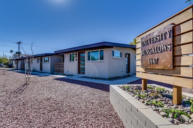Sign - University Bungalows Apartments