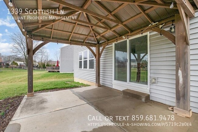 Photo - 1339 Scottish Ln