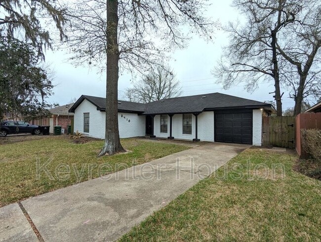 Building Photo - 8410 Rinn St Rental
