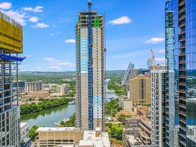 Building Photo - 84 East Ave Unit 3410