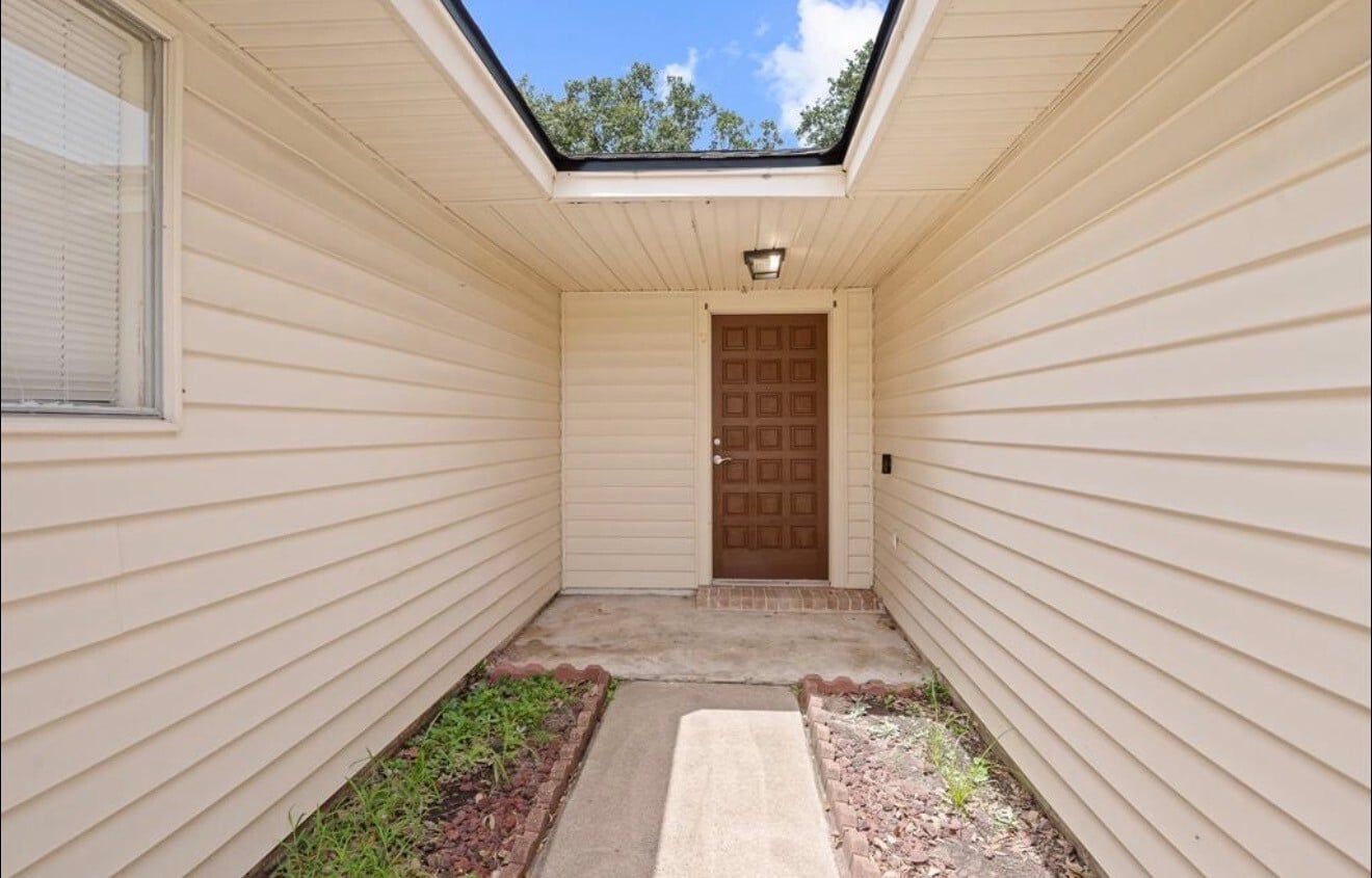 Photo - 16854 Blend Stone