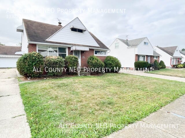 Photo - 21260 Carol Dr