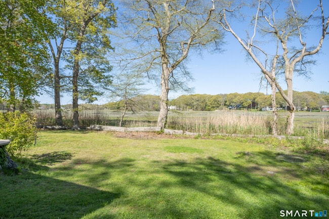 Photo - 18 Cedarwood Ln