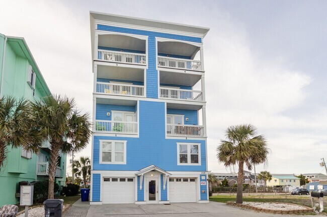 Building Photo - 308 Carolina Beach Ave S Rental