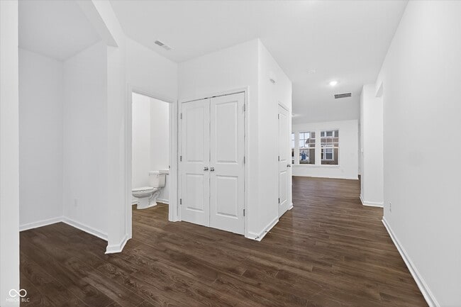 Photo - 15988 Tharp Wds Dr