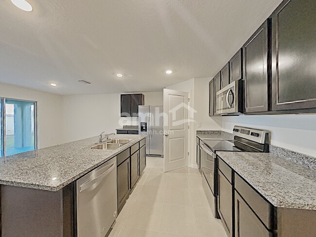 Photo - 7765 Broad Pointe Dr