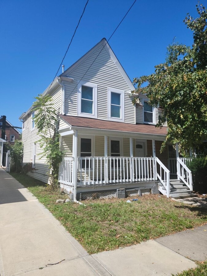 Photo - 1566 Winchester Ave Casa
