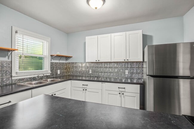 Photo - 5038 Pinewood Dr Unit 5044