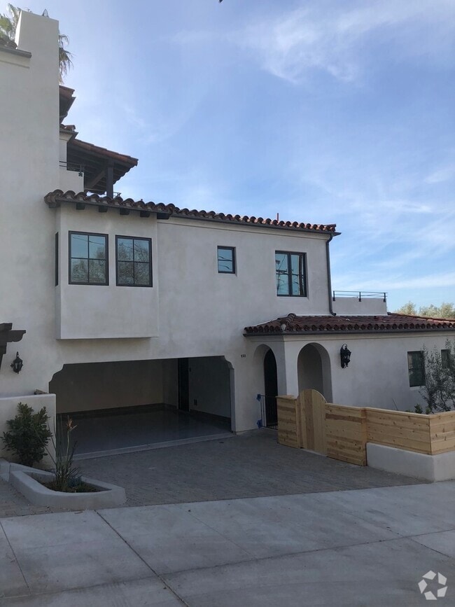 Building Photo - 433 APS Unit A Rental