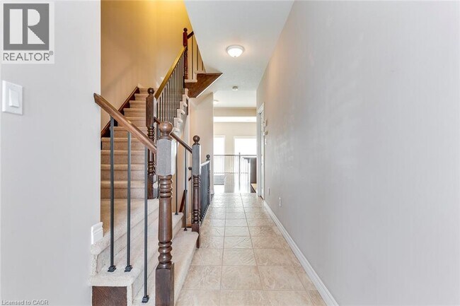 Photo - 2340 Whistling Springs Crescent