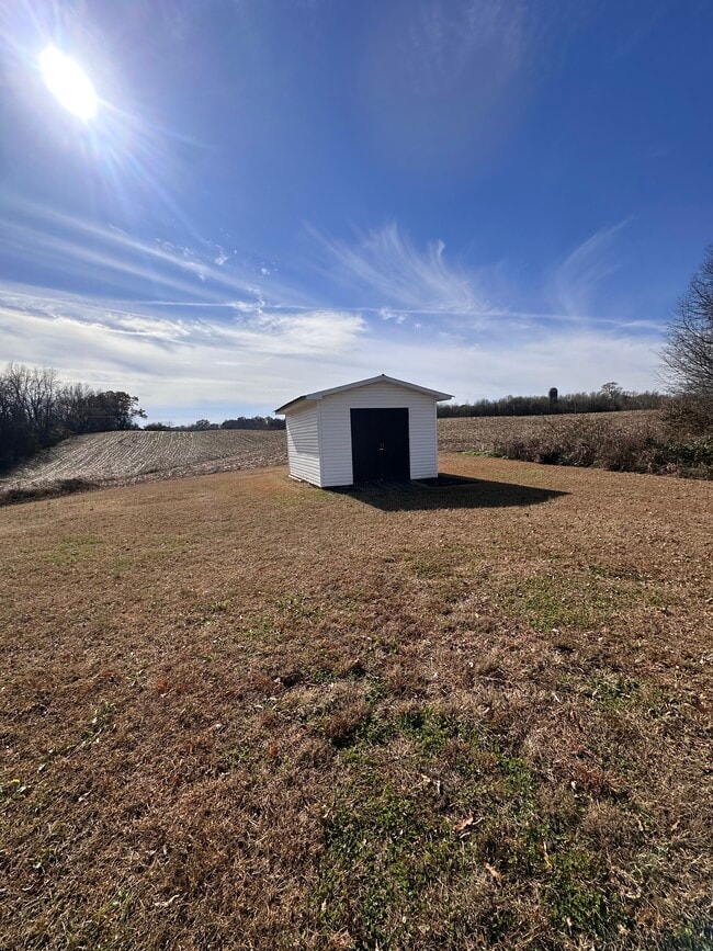 Photo - 4293 Bristow Rd