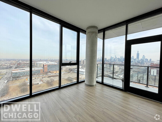 Building Photo - 517 S Damen Ave Rental