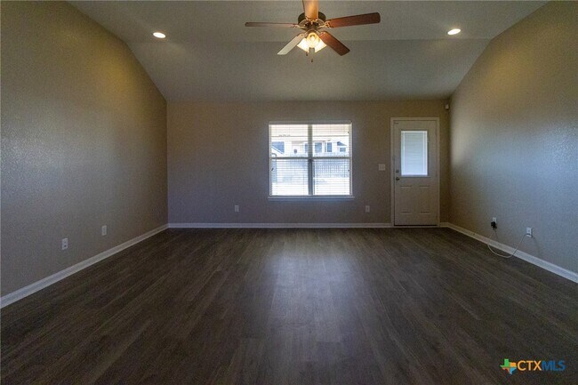 Photo - 217 Pointer St