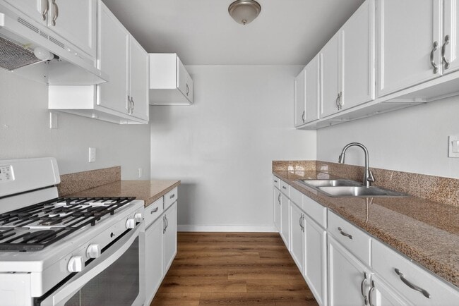 Photo - 731-745 Orange Avenue