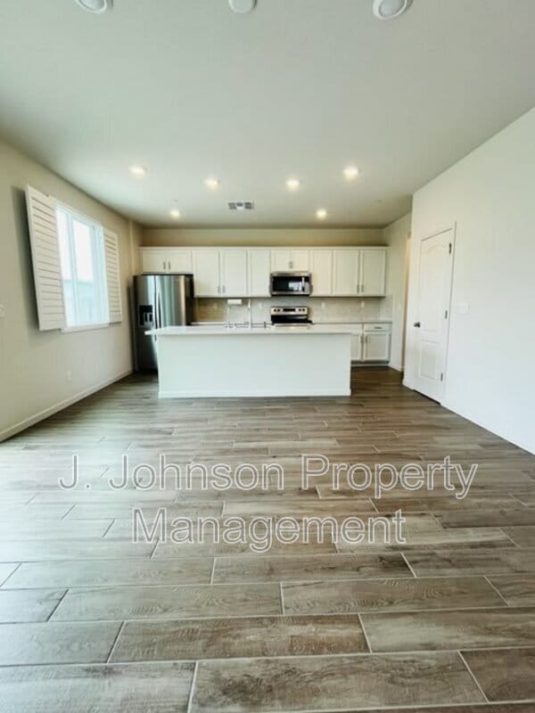 Photo - 3115 Tinsley St