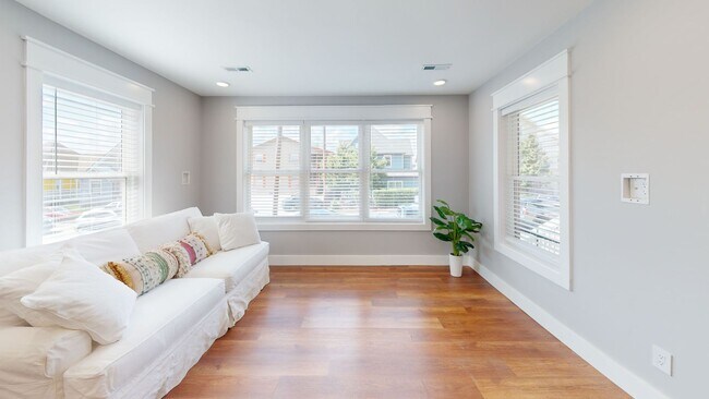 1704 Highland Ave