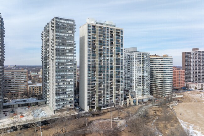 Alternate Exterior - Horizion House