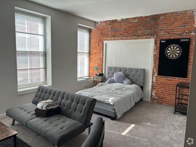 Building Photo - Welcome to Urban Elegance in the Heart of ... Unit 307 Rental