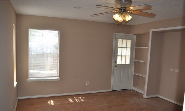 Photo - 4203 Field Meadow Dr