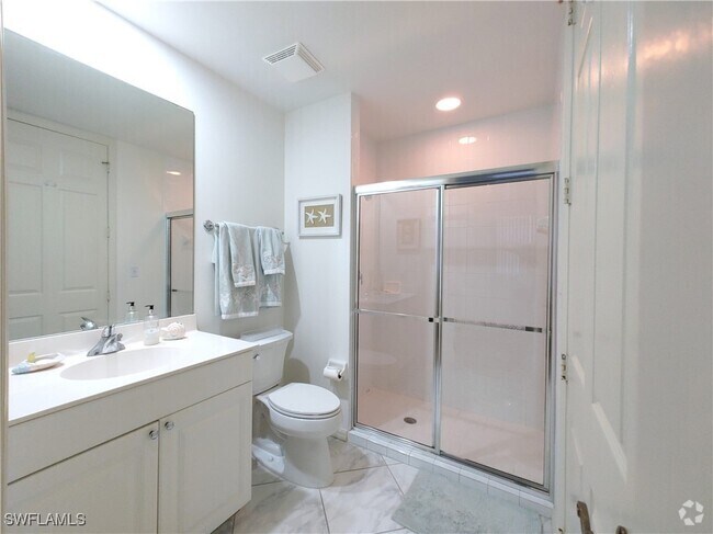 Building Photo - 400 Flagship Dr Unit 704 Rental