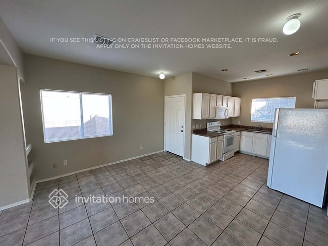 Photo - 3102 E Roeser Rd