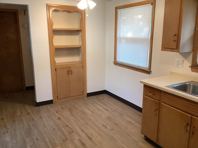 Cocina/comedor - 835 Neufeld St