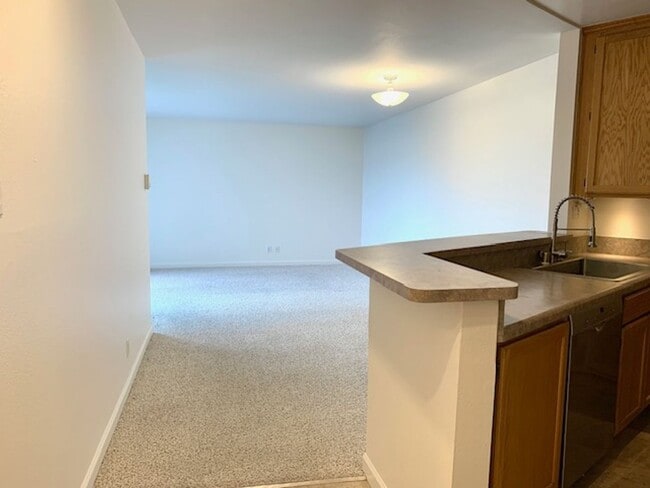 Photo - 2901 Peninsula Rd