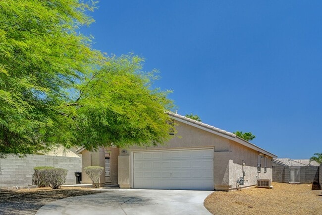 Building Photo - 2448 Rocky Brook St